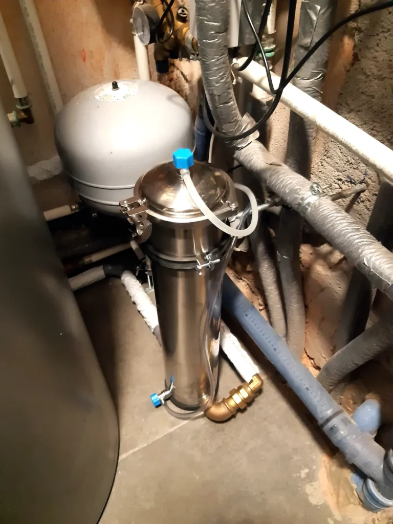 Evodrop Hausfilter und UMH Wasserbelebung in Bad Vöslau, eingebaut von Wassertechnik Unger